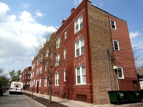 3359 W Berteau Ave in Chicago, IL - Building Photo - Building Photo