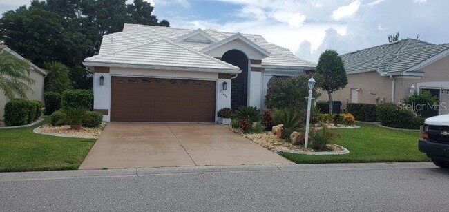 26238 Stillwater Cir