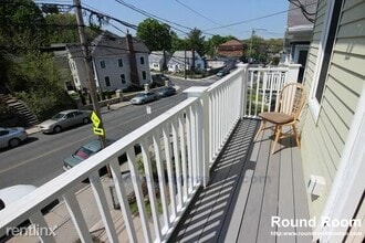 74 Brooks St, Unit 2 in Boston, MA - Building Photo - Building Photo
