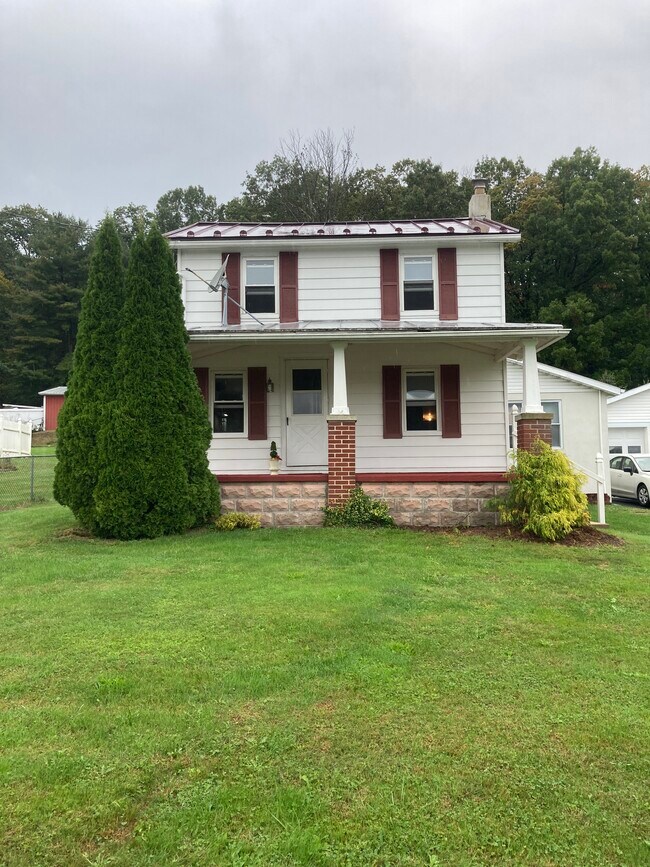 93 Goldmine Rd Rentals in Jonestown, PA