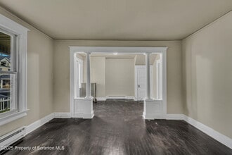 519 Harrison Ave in Scranton, PA - Building Photo - Building Photo