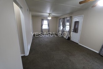 124-124 Melrose Ct in Burlington, IA - Building Photo - Building Photo