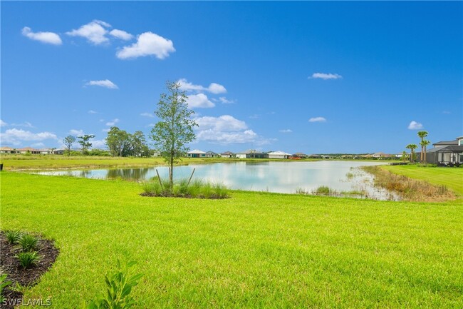 20414 Pebble Gln Dr in Estero, FL - Foto de edificio - Building Photo