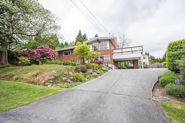 property at 958 Ranch Park Way