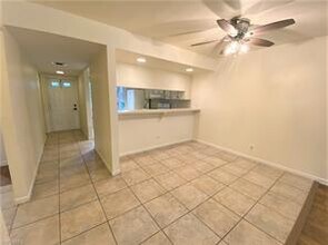4040 Ice Castle Way-Unit -5 in Naples, FL - Building Photo - Building Photo