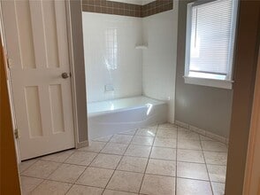 6 Walnut St in Oneonta, NY - Building Photo - Building Photo