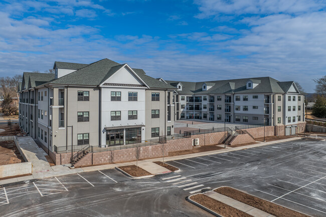 Brainerd Place in Portland, CT - Foto de edificio - Building Photo