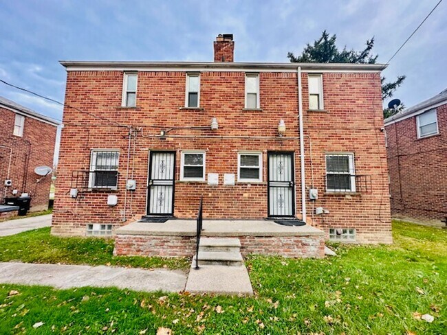 9151 Mettetal St-Unit -9153 Mettetal in Detroit, MI - Building Photo - Building Photo