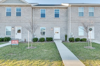 192 Disciple Ln, Unit 362 Dorothy Court in Inwood, WV - Building Photo - Building Photo