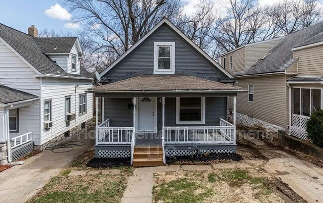 property at 2019 Kansas Ave