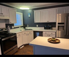 484 Wichert Ln in Sevierville, TN - Building Photo - Building Photo