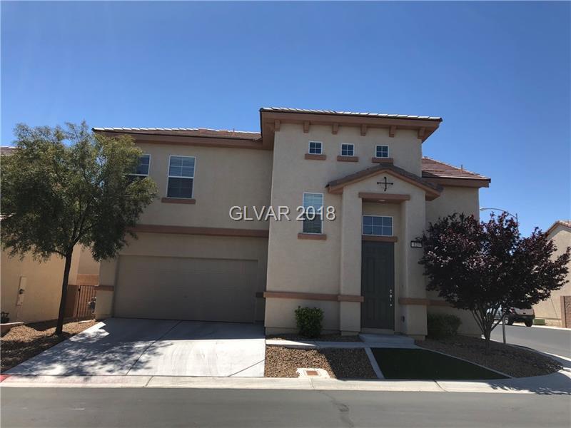 127 Manor House Ave in Las Vegas, NV - Building Photo