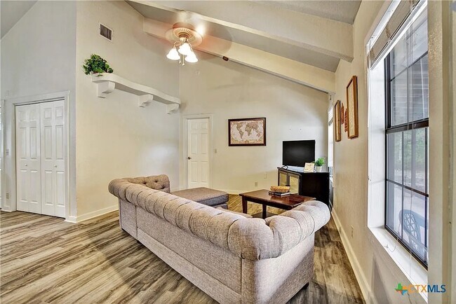 818 Fawn River Dr in Spring Branch, TX - Building Photo - Building Photo