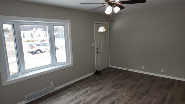 2000 32nd St in Kenosha, WI - Foto de edificio - Building Photo