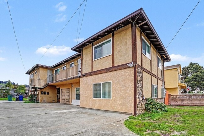 property at 25656 Franklin Ave