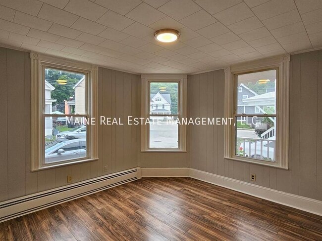 31-33 Pine St in Auburn, ME - Building Photo - Building Photo