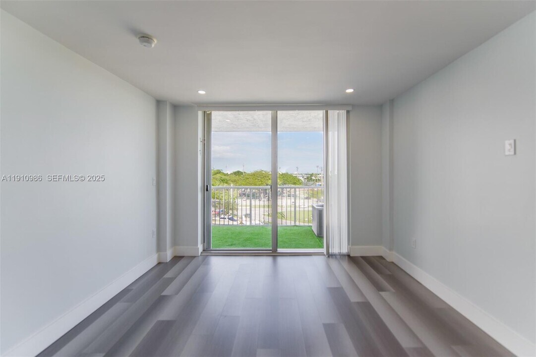 1800 NW 24th Ave in Miami, FL - Building Photo