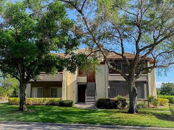 property at 10263 Gandy Blvd N