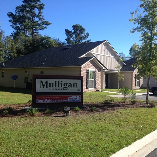 Mulligan Manor in Valdosta, GA - Building Photo - Building Photo