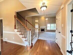 1785 Wood Mills Dr W in Memphis, TN - Foto de edificio - Building Photo