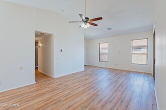 43741 W Wade Dr in Maricopa, AZ - Building Photo - Building Photo
