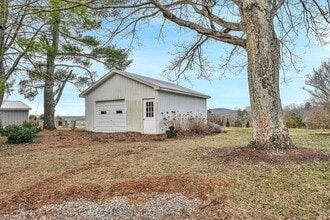 2489 Alean Rd in Wirtz, VA - Building Photo - Building Photo