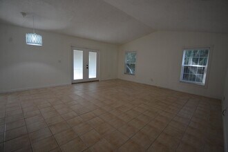 1379 Pinetta Cir in Wellington, FL - Building Photo - Building Photo