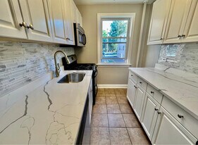 11 Laurel St in Rye, NY - Building Photo