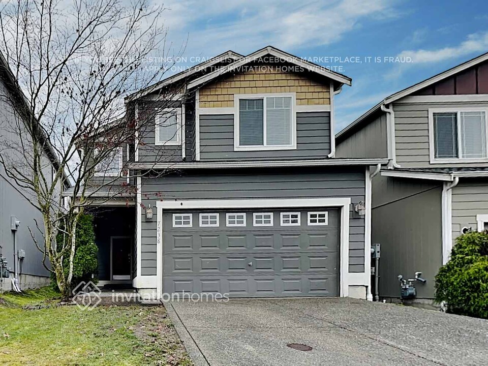 7238 178th St E in Puyallup, WA - Building Photo