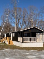 625 Cane Creek Rd, Unit 2 in Bells, TN - Building Photo