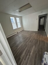 331 4th St, Unit 1 in Troy, NY - Building Photo - Building Photo