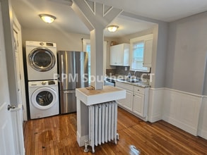 33 Evergreen Ave in Hamden, CT - Building Photo - Building Photo