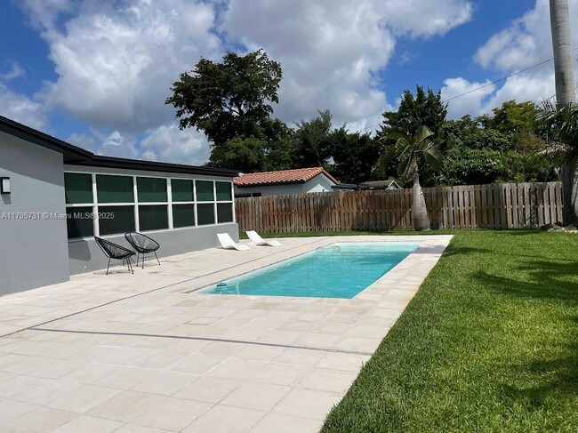401 S Highland Dr in Hollywood, FL - Building Photo - Building Photo