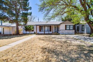 3411 28th St in Lubbock, TX - Building Photo