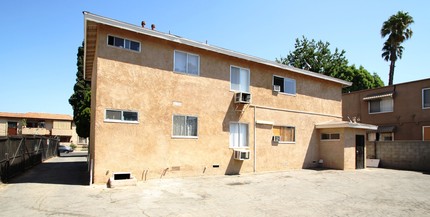 15242 Sunburst St in North Hills, CA - Building Photo - Building Photo