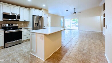 20941 N 84th Dr in Peoria, AZ - Foto de edificio - Building Photo