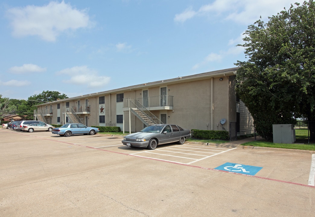 Crystal Ridge in Midlothian, TX - Foto de edificio