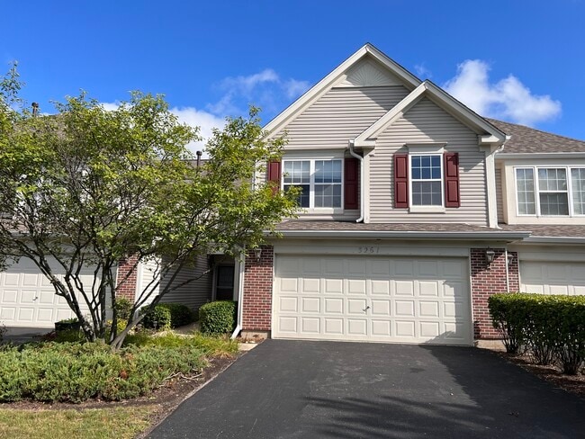 3261 Cool Springs Ct