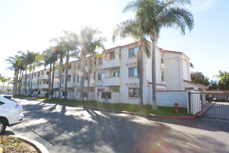 Vista Oceana in San Clemente, CA - Building Photo - Building Photo