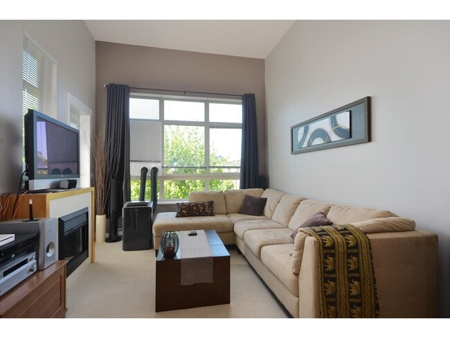 15988-426 26 Ave