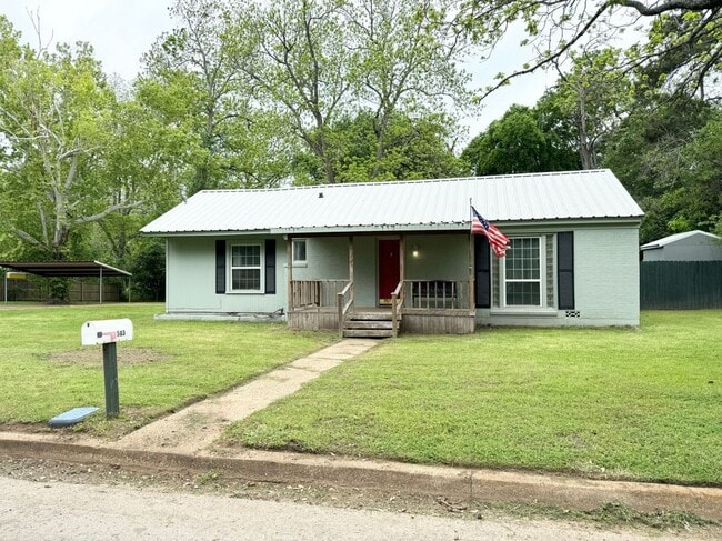 property at 503 N 7th St