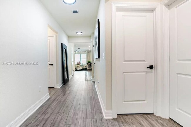 2940 Shortleaf Ave in Oakland Park, FL - Building Photo - Building Photo