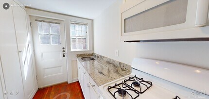 40 Gibson St, Unit 38-3D in Cambridge, MA - Foto de edificio - Building Photo