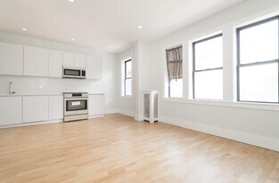 16 Elko St, Unit 1 in Boston, MA - Building Photo