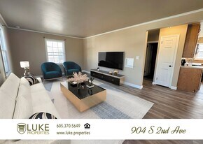 904 S 2nd Ave in Sioux Falls, SD - Building Photo