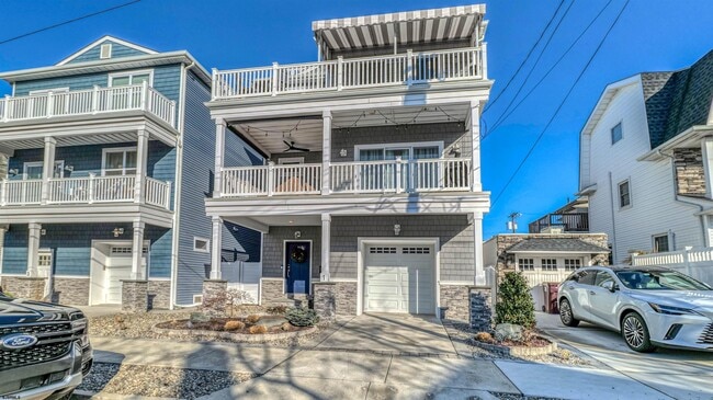 property at 1A N Victoria Ave