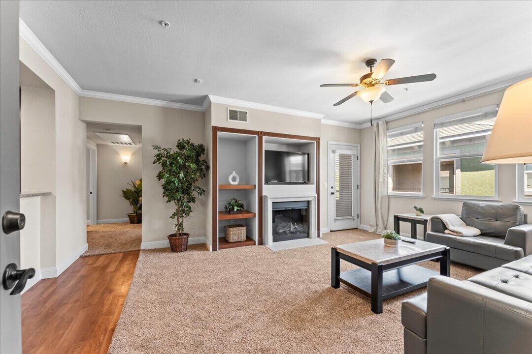 11380 S Virginia St in Reno, NV - Building Photo