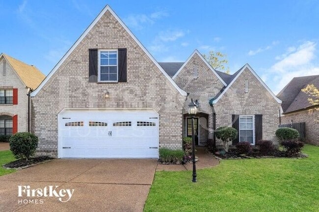 property at 9570 Woodland Creek Ln