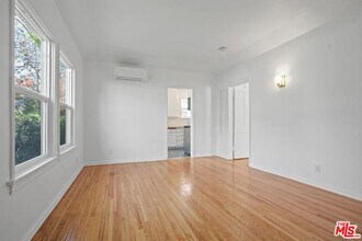 8036 Norton Ave in West Hollywood, CA - Building Photo - Building Photo