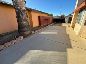1912 N Western Ave in Santa Maria, CA - Building Photo - Building Photo